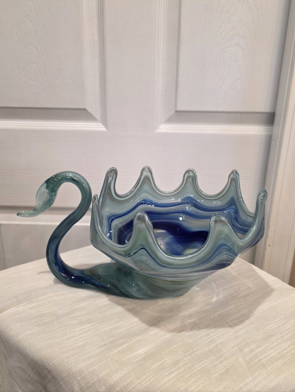 Murano Style Sooner Hand Blown Art Glass Blue Aqua Swirled Swan Bowl Centerpiece